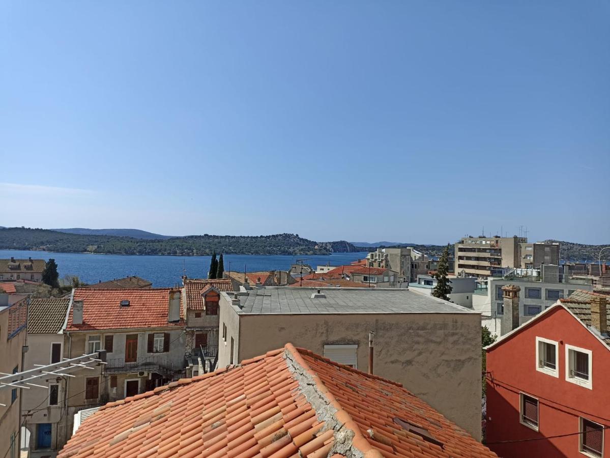 Beetlejuice Apartments Sibenik Bagian luar foto